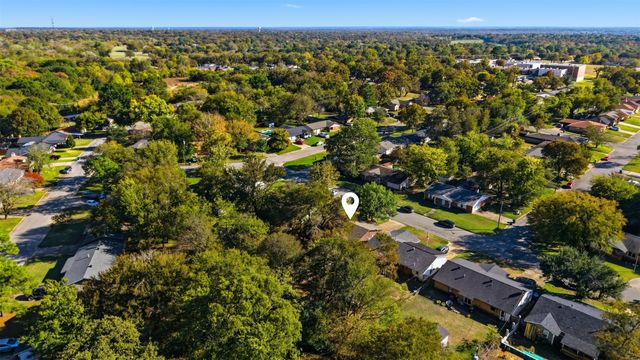 145 Bob White Road, Denison, TX 75020