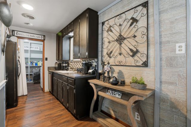 145 Bob White Road, Denison, TX 75020