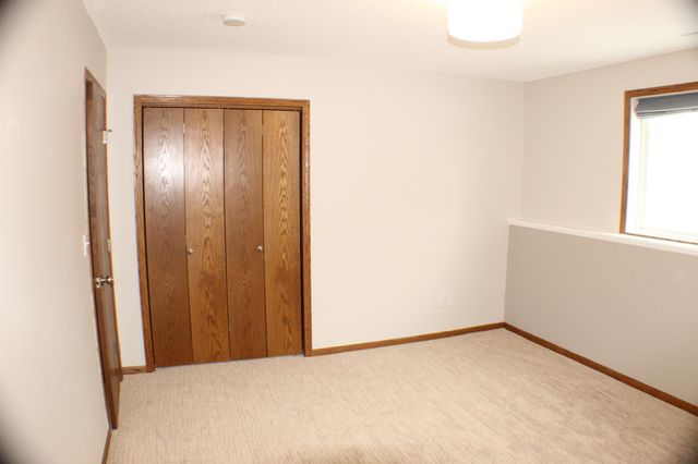 3548 Buchanan Street S, Fargo, ND 58104