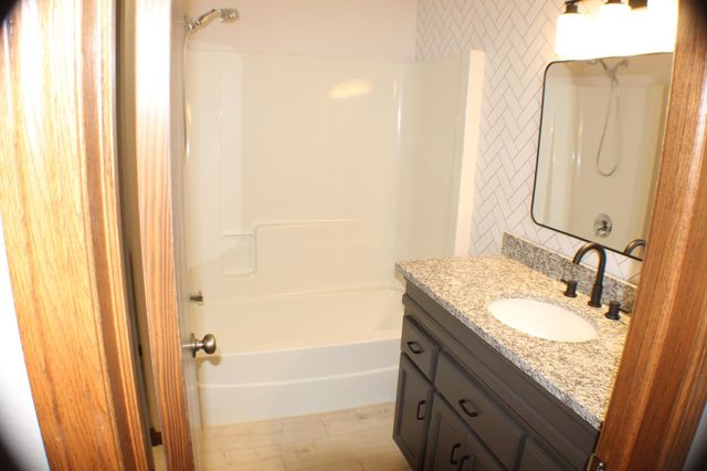 3548 Buchanan Street S, Fargo, ND 58104