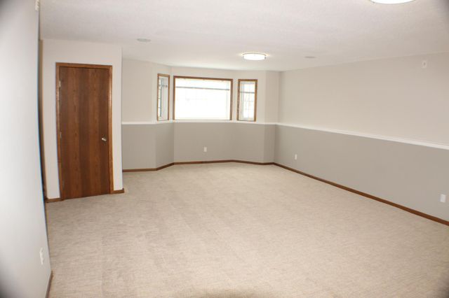 3548 Buchanan Street S, Fargo, ND 58104