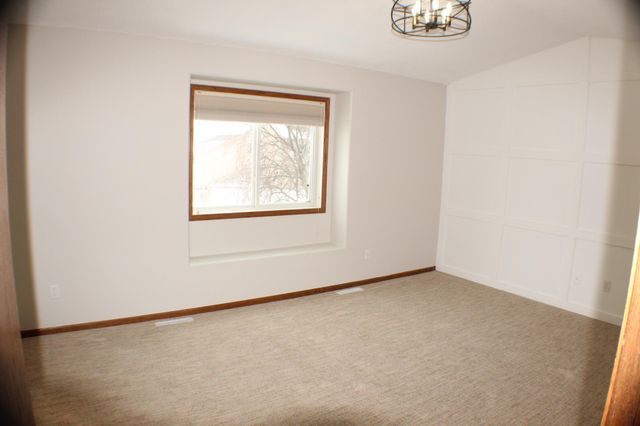 3548 Buchanan Street S, Fargo, ND 58104