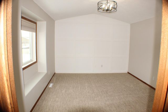 3548 Buchanan Street S, Fargo, ND 58104