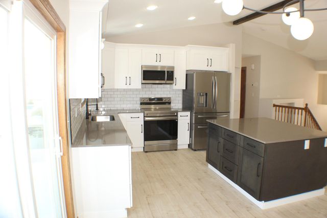 3548 Buchanan Street S, Fargo, ND 58104