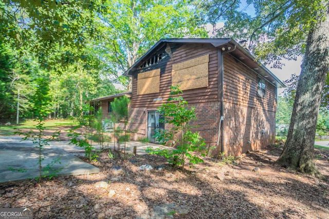 3600 River Hills Court, Ellenwood, GA 30294