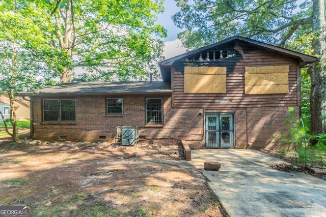 3600 River Hills Court, Ellenwood, GA 30294