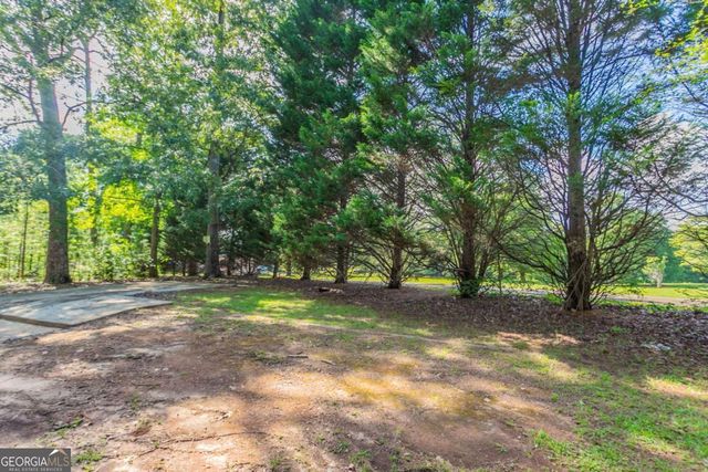 3600 River Hills Court, Ellenwood, GA 30294