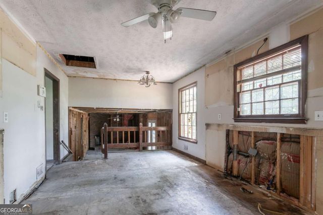 3600 River Hills Court, Ellenwood, GA 30294