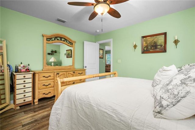 11825 Old Shipyard Road, Coden, AL 36523