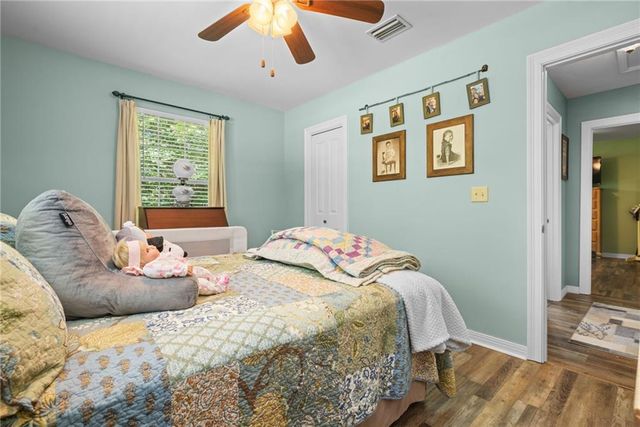 11825 Old Shipyard Road, Coden, AL 36523