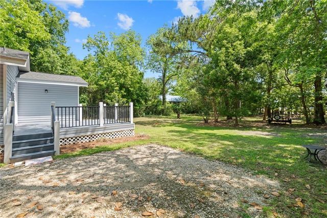 11825 Old Shipyard Road, Coden, AL 36523