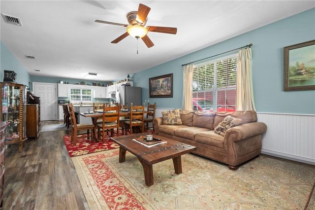 11825 Old Shipyard Road, Coden, AL 36523
