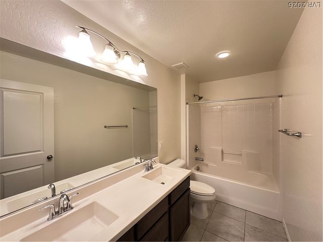 6784 PIVOT POINT Street, Las Vegas, NV 89148