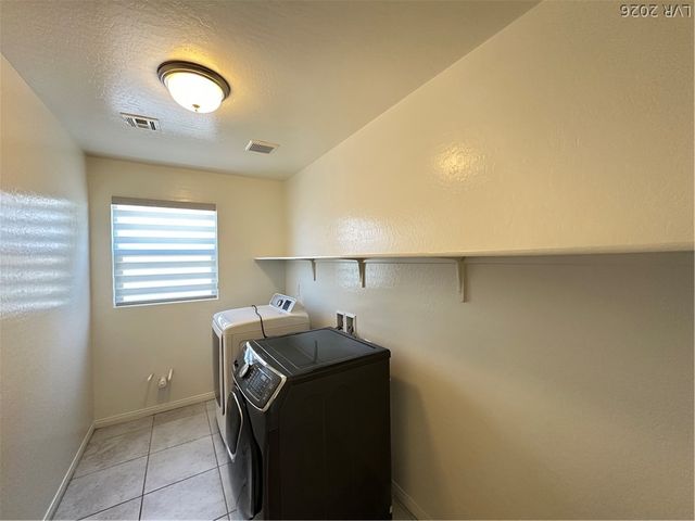 6784 PIVOT POINT Street, Las Vegas, NV 89148