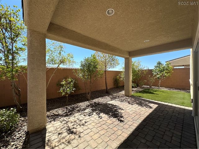 6784 PIVOT POINT Street, Las Vegas, NV 89148