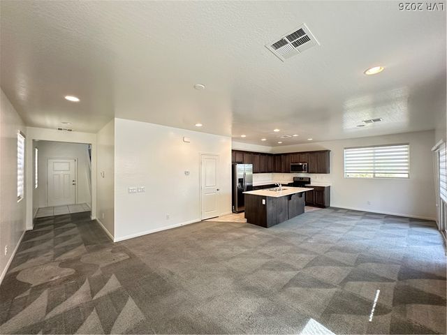 6784 PIVOT POINT Street, Las Vegas, NV 89148