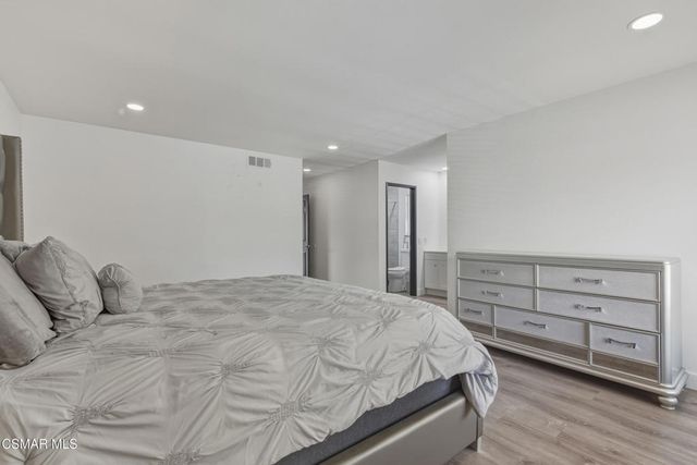 20448 Calhaven Drive, Saugus, CA 91390