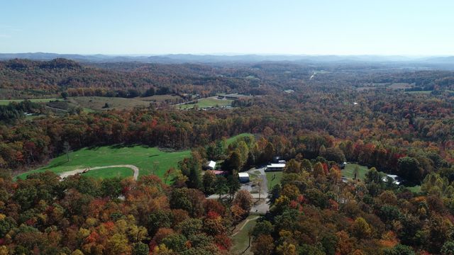 8888 Highway 90 Road, Corbin, KY 40701