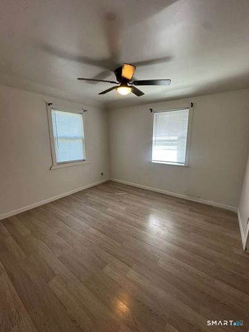 184 Pearl Harbor Street 2, Bridgeport, CT 06610