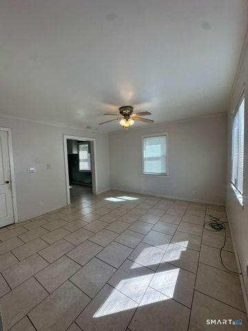 184 Pearl Harbor Street 2, Bridgeport, CT 06610