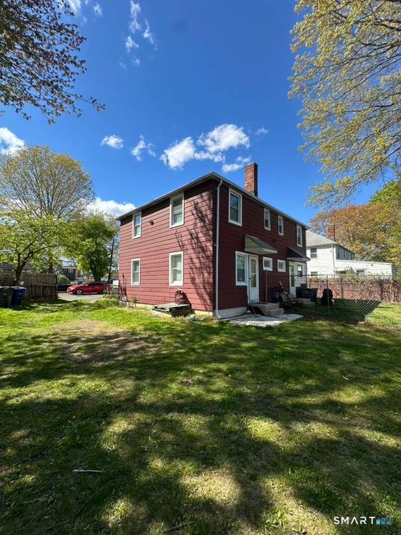 184 Pearl Harbor Street 2, Bridgeport, CT 06610