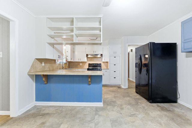 1213 N Shady Ln, Bauxite, AR 72015