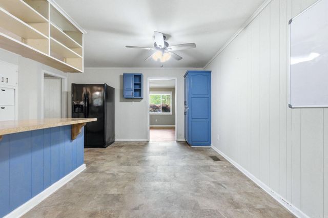 1213 N Shady Ln, Bauxite, AR 72015