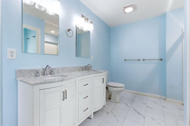 1213 N Shady Ln, Bauxite, AR 72015