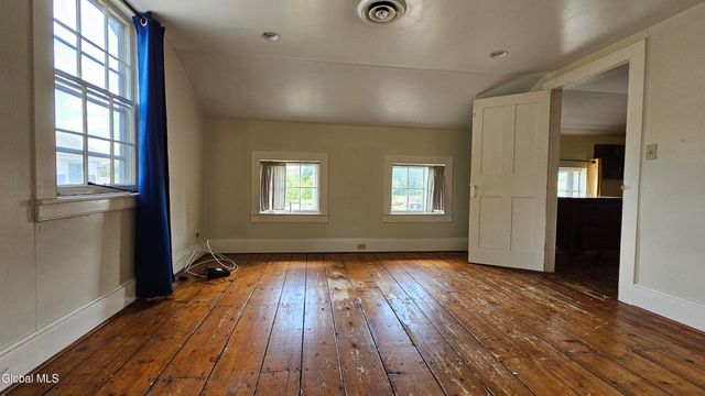 1129 New York 295, Chatham, NY 12060