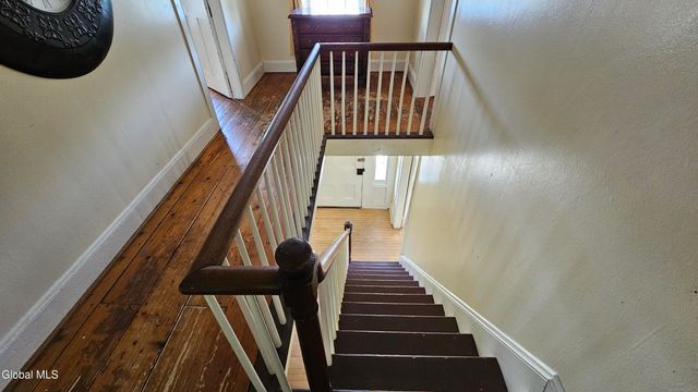 1129 New York 295, Chatham, NY 12060