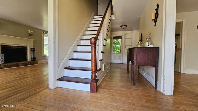 1129 New York 295, Chatham, NY 12060