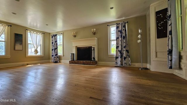 1129 New York 295, Chatham, NY 12060