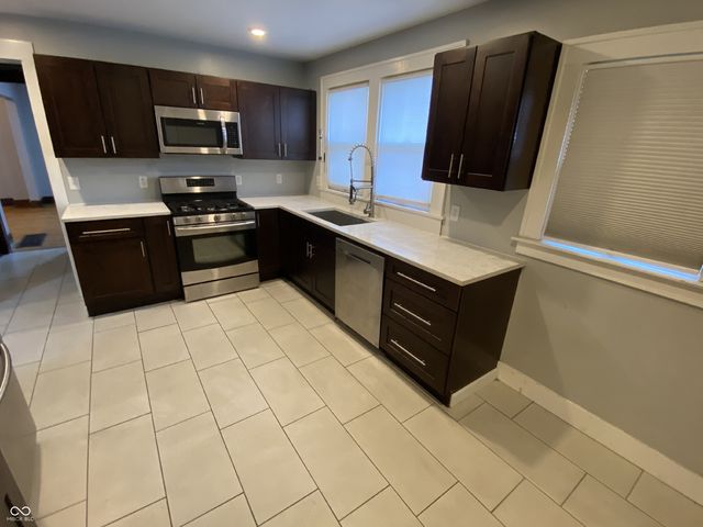 3047 N College Avenue, Indianapolis, IN 46205