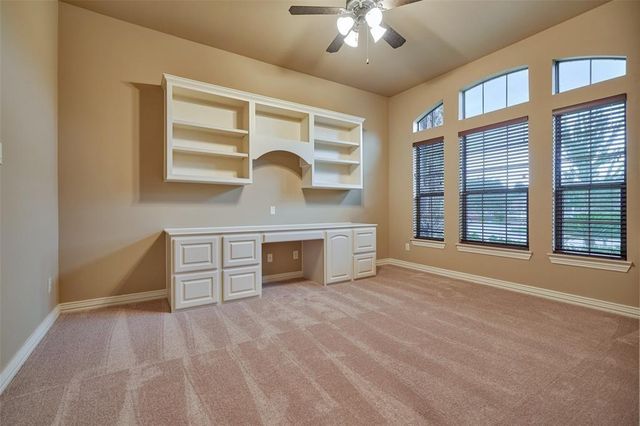 101 E Silverwood Ranch Estate, Shenandoah, TX 77384