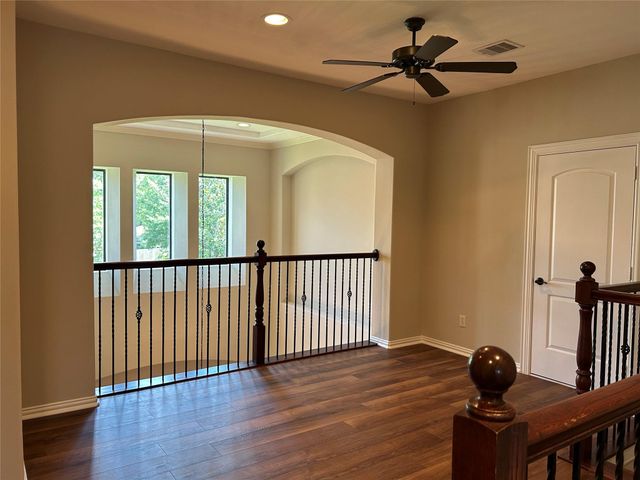 101 E Silverwood Ranch Estate, Shenandoah, TX 77384