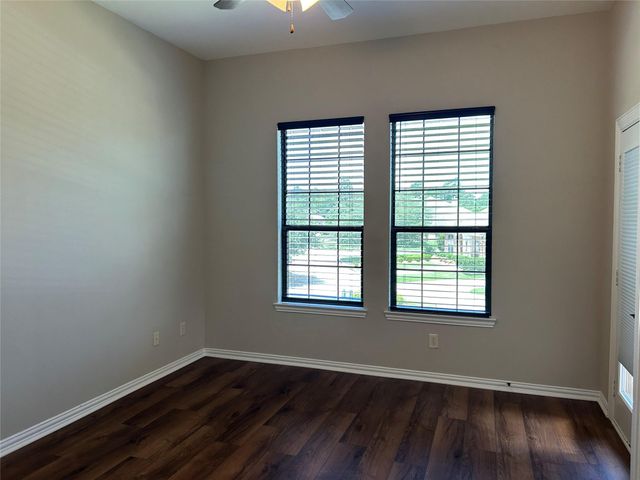 101 E Silverwood Ranch Estate, Shenandoah, TX 77384