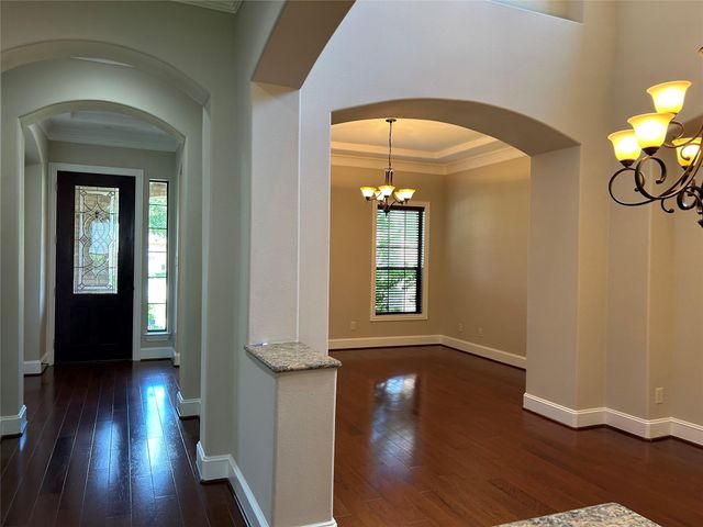 101 E Silverwood Ranch Estate, Shenandoah, TX 77384