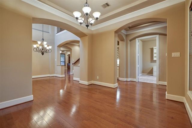 101 E Silverwood Ranch Estate, Shenandoah, TX 77384