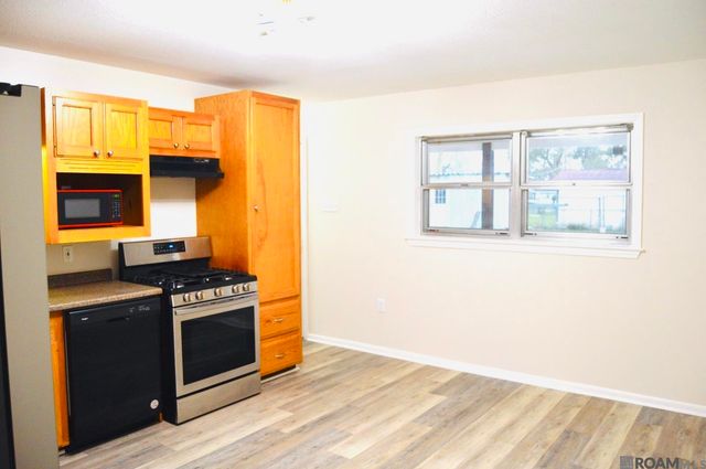 11674 Baylor Dr, Baton Rouge, LA 70816