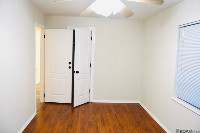 11674 Baylor Dr, Baton Rouge, LA 70816