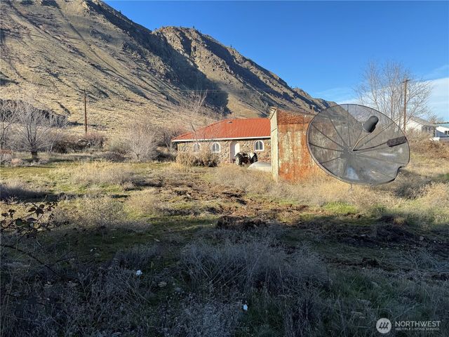 9901 US Hwy 97A, Wenatchee, WA 98801