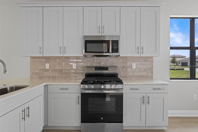 18340 ROCKPORT PLACE, Lakewood Ranch, FL 34211