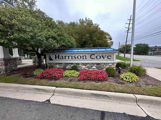 25608 Sun Sail Court, Harrison Twp, MI 48045