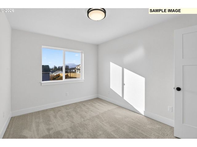 2339 E OTTER Loop 29, La Center, WA 98629