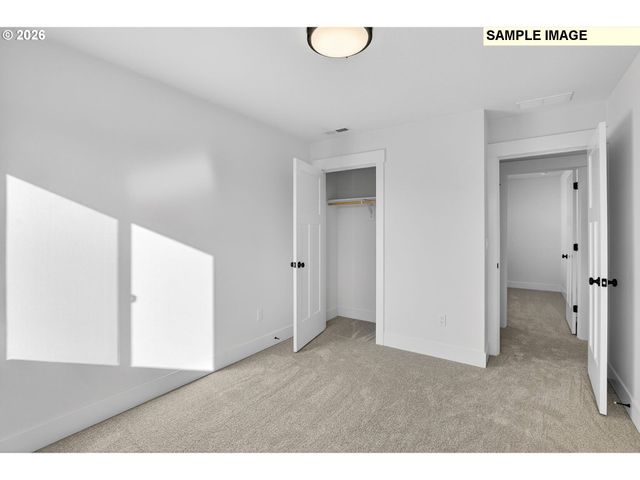 2339 E OTTER Loop 29, La Center, WA 98629