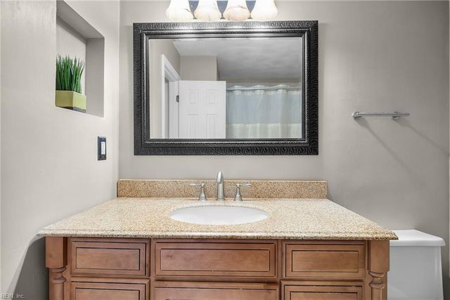 2601 Larchwood CV, Virginia Beach, VA 23456