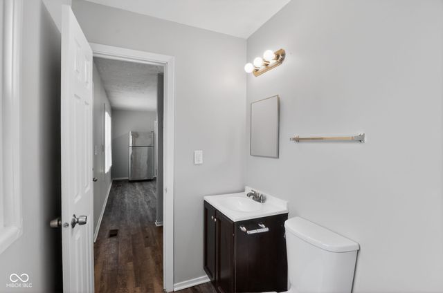 2337 Sickle Road, Indianapolis, IN 46219