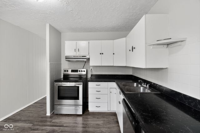 2337 Sickle Road, Indianapolis, IN 46219