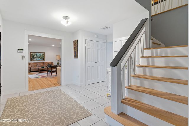 5 Washington Avenue, Morganville, NJ 07751