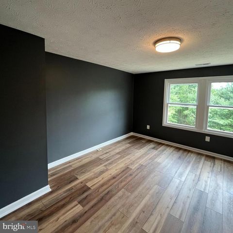 7807 EDMUNDS, Elkridge, MD 21075